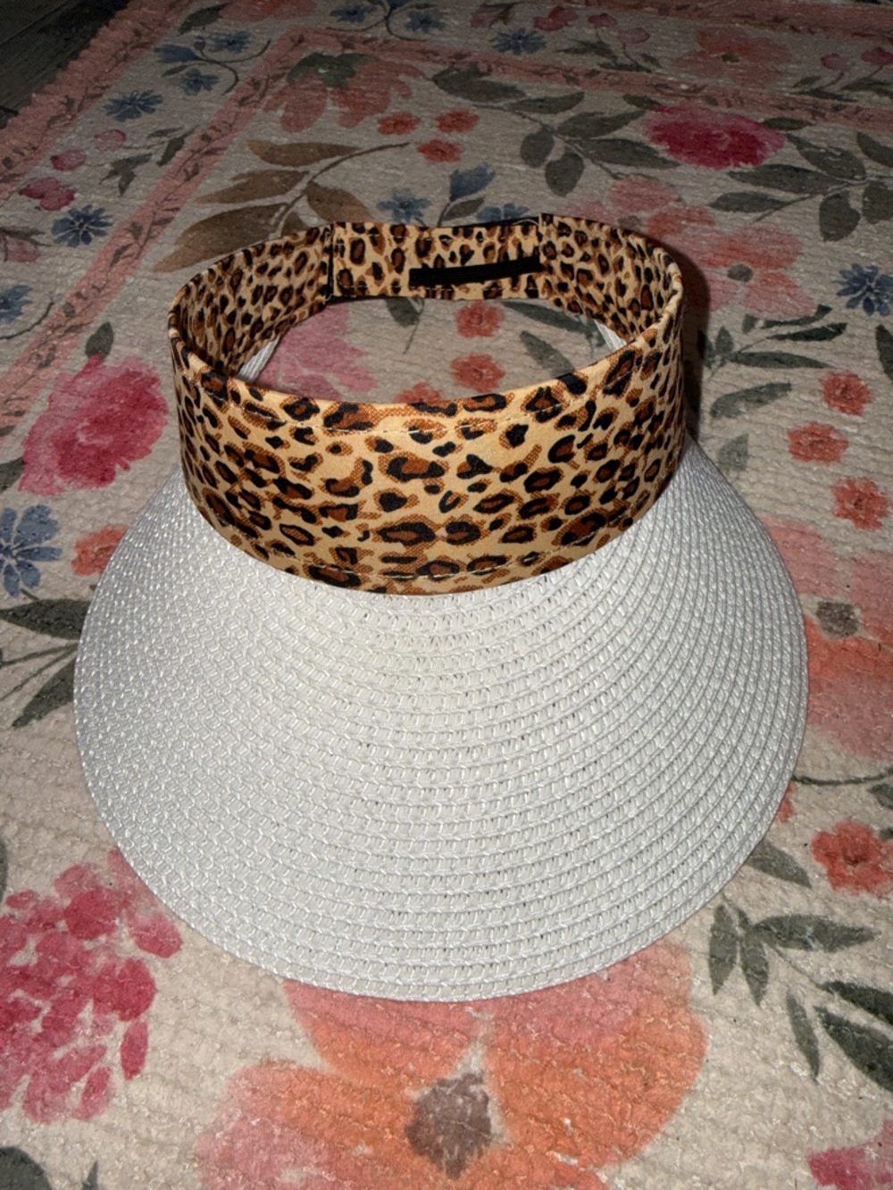 Source Unknown White Visor with Leopard Print Band